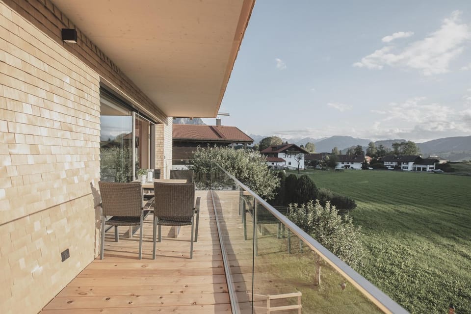 Balcony/Terrace, Mountain view