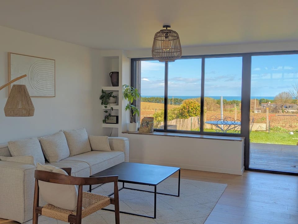 Natural landscape, View (from property/room), Balcony/Terrace, Living room