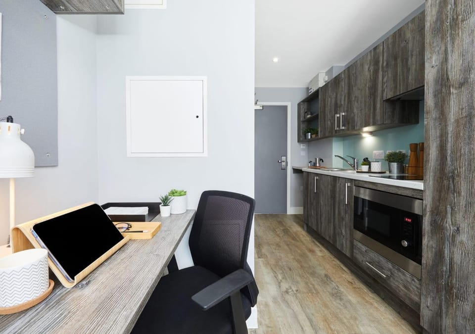 For Students Only - Collegiate Crown Place Cardiff Apartment in Cardiff