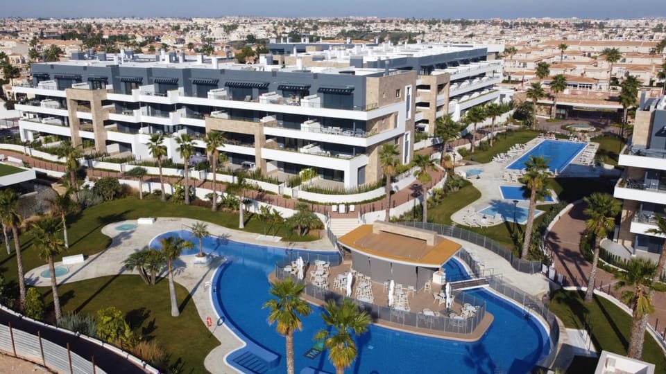 Lounge or bar, Swimming pool