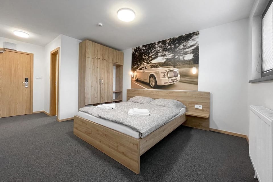 HOTEL DOUBLE RED CARS Museum Hotel in Slovakia