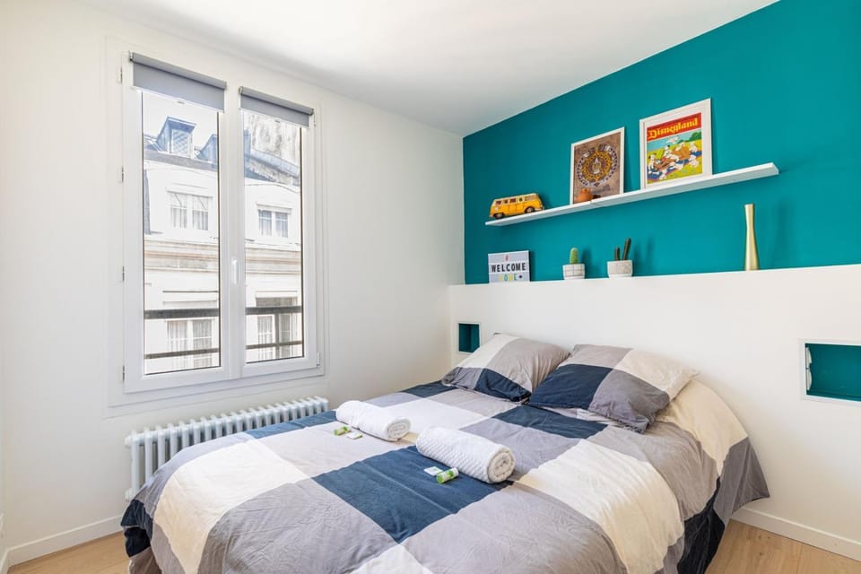 Stylish Paris Apartment near Louvre & Notre-Dame Apartment in Paris