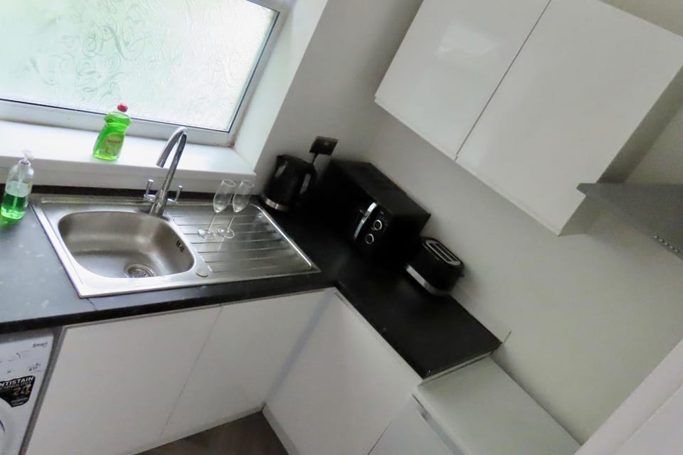 Coffee/tea facilities, Kitchen or kitchenette