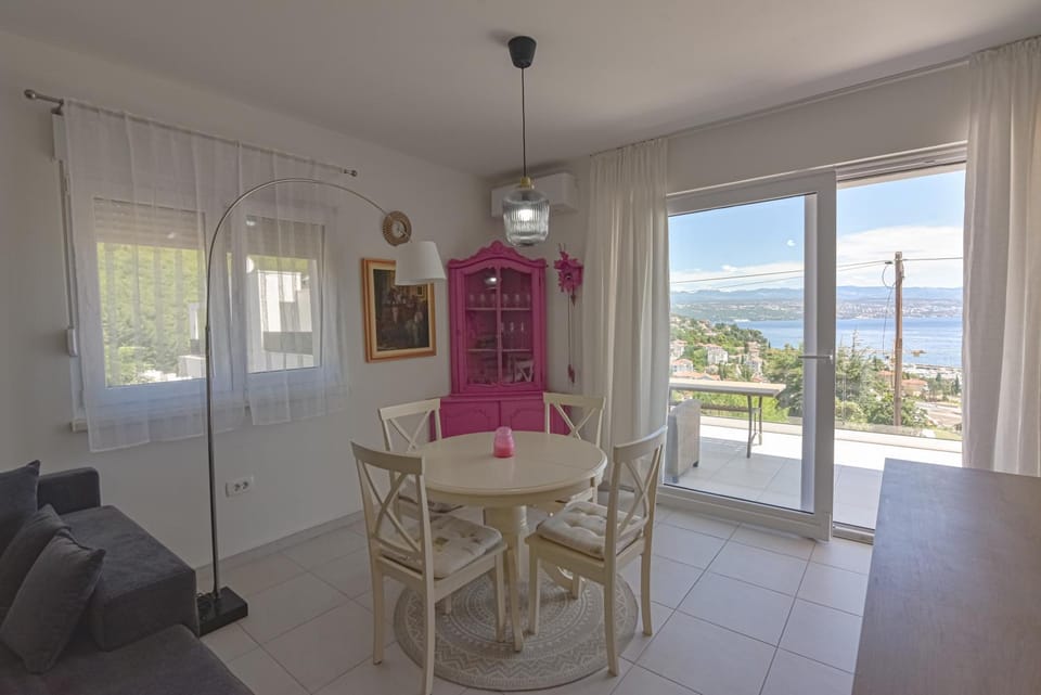 Dining area, Sea view