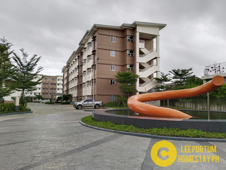 Property building, Neighbourhood, Street view