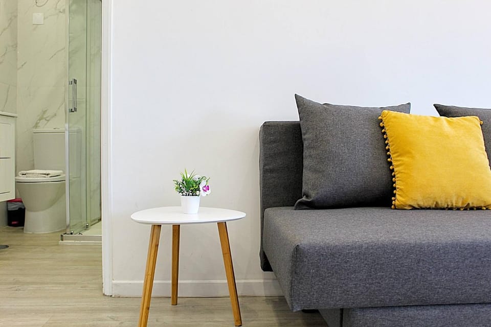 Communal lounge/ TV room, Living room