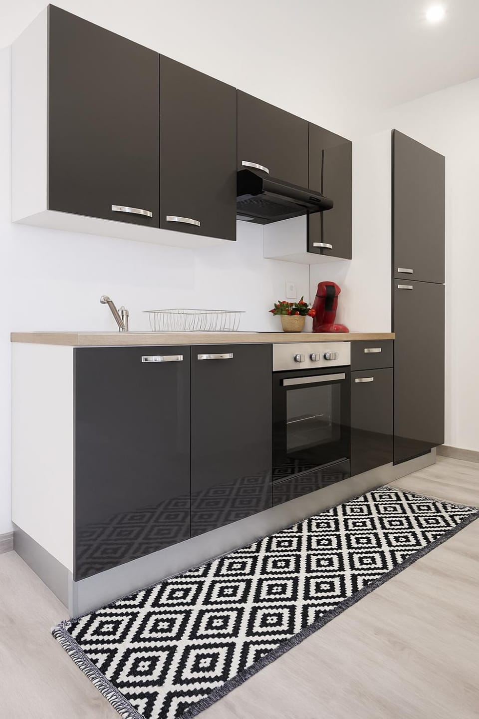 Kitchen or kitchenette, oven, stove