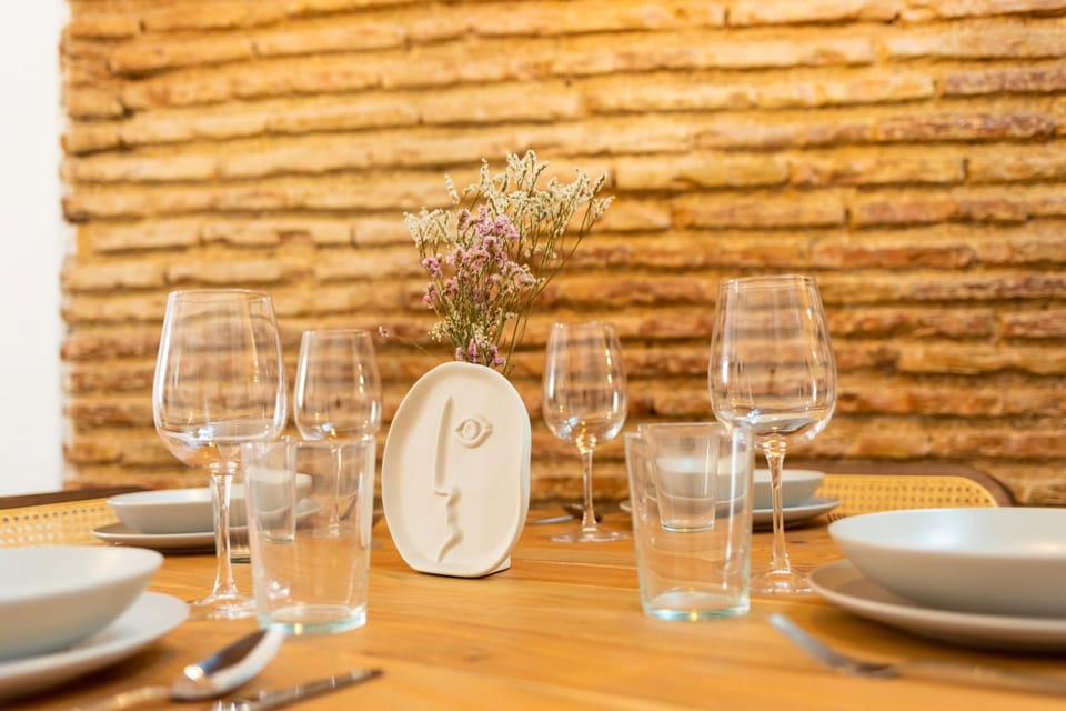 Decorative detail, Dining area