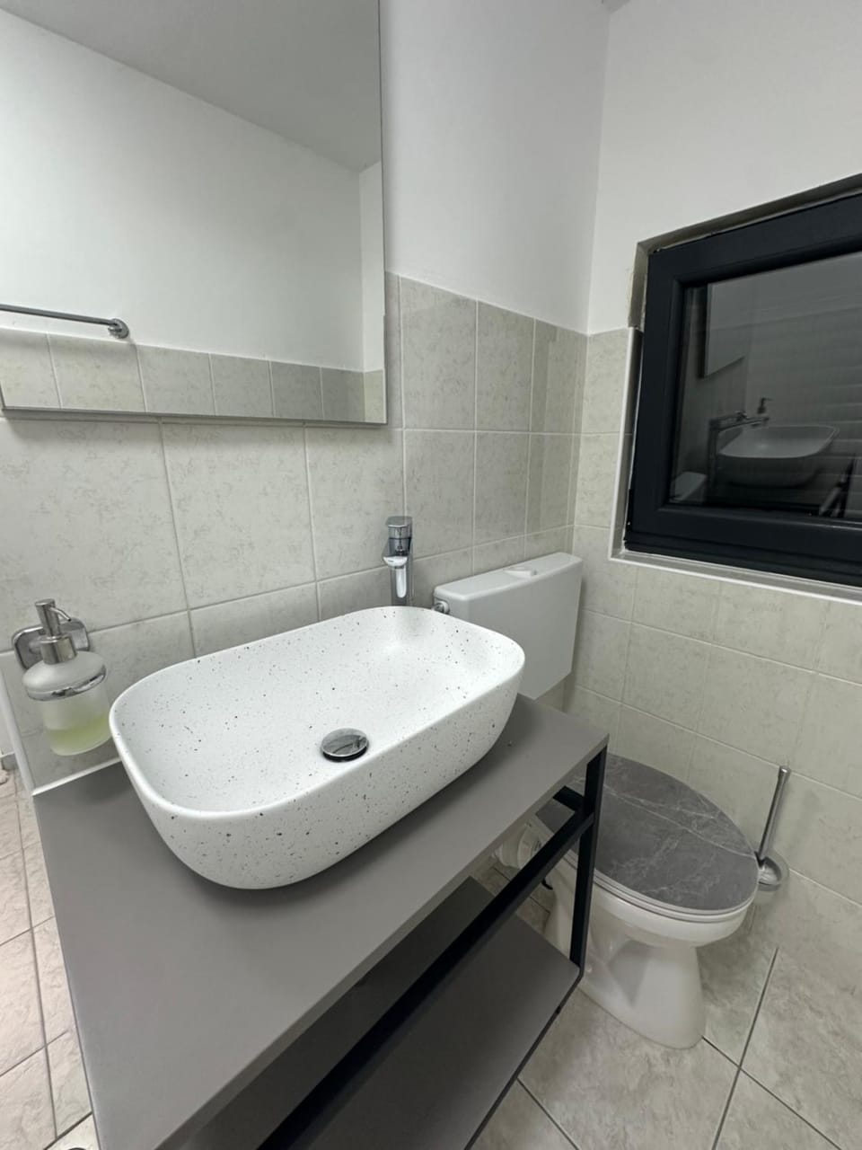 Toilet, Bathroom