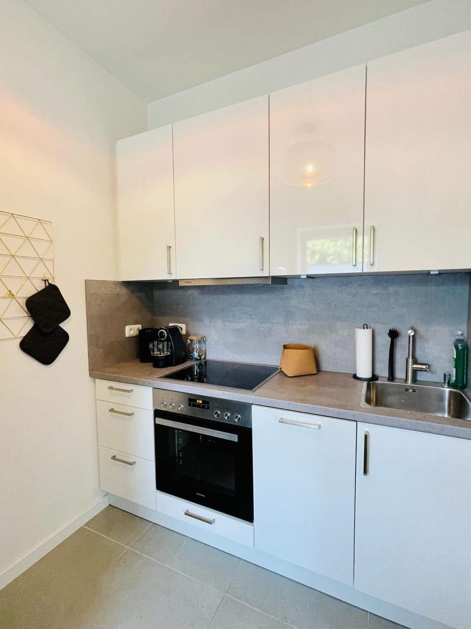 Coffee/tea facilities, Kitchen or kitchenette, Seating area, dishwasher, pet friendly, stove, toaster
