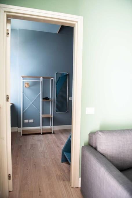 Colorful Milano Apartment Apartment in Milan