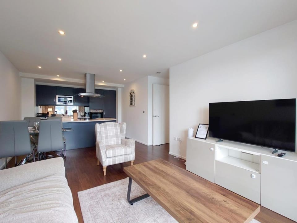 Fully Serviced Two-Bed Apartment near London Excel Apartment in London