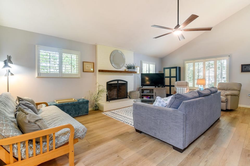 Walk to North Myrtle Beach: Family-Friendly Home! House in North Myrtle Beach