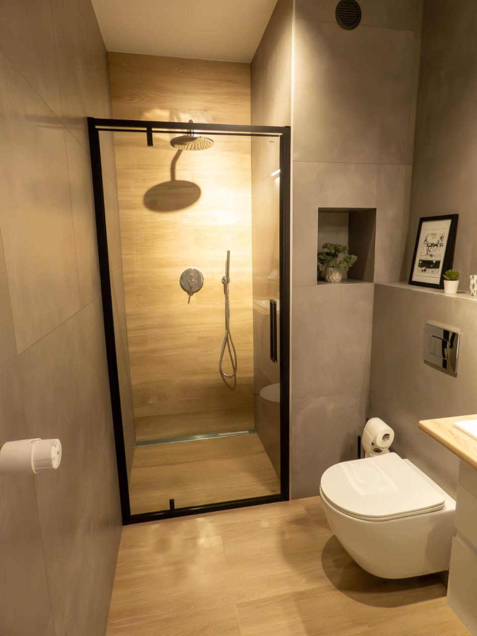 Shower, Toilet, Bathroom