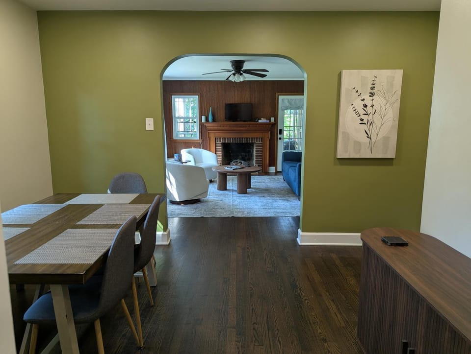 The Homestead Bungalow 2BR Den, Pets OK House in Durham
