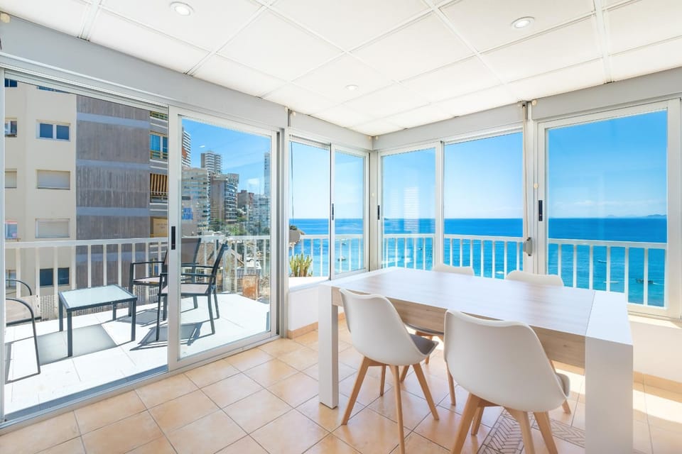 Day, Natural landscape, View (from property/room), Balcony/Terrace, Living room, Dining area, Sea view