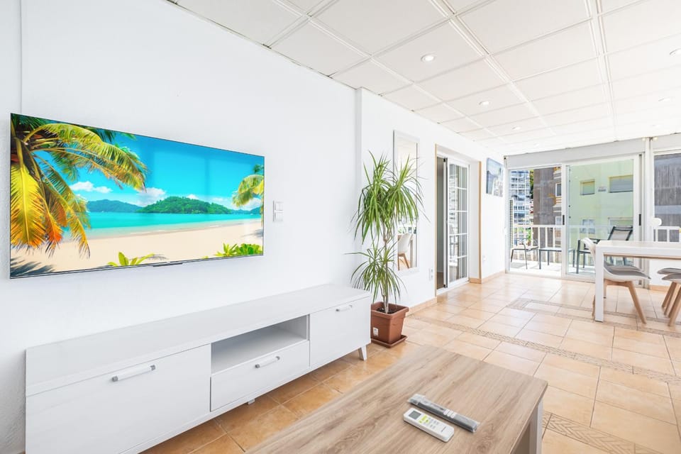 TV and multimedia, Balcony/Terrace, Living room, Dining area