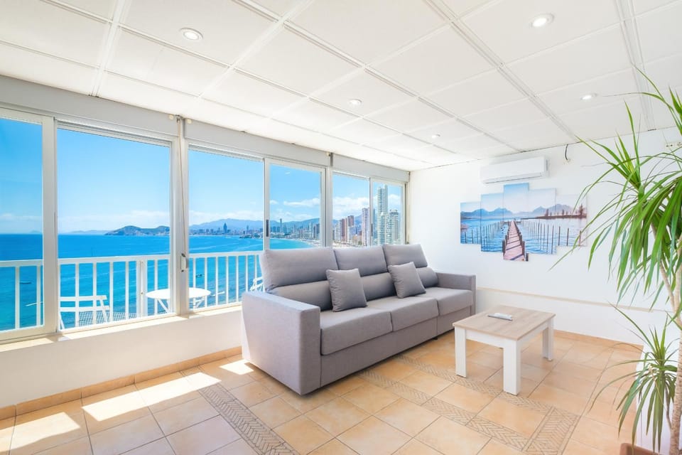 Natural landscape, View (from property/room), Balcony/Terrace, Living room, Sea view, air conditioner