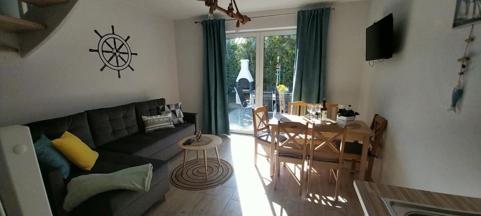 Communal lounge/ TV room, Seating area