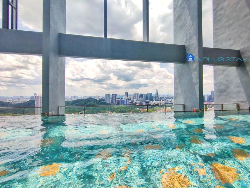 City view, Pool view, Swimming pool, Swimming pool