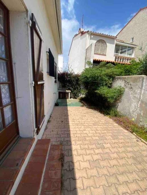 Maison proche plage House in Canet-en-Roussillon