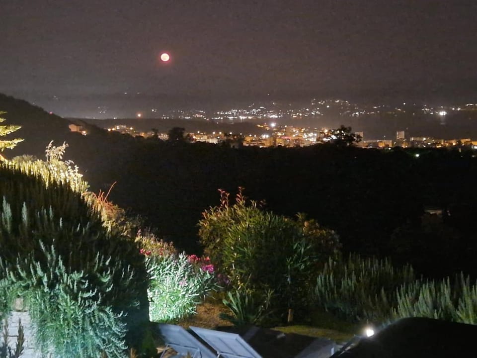 CASA LC VILLA 2-3 pers vue mer jacuzzi House in Ajaccio