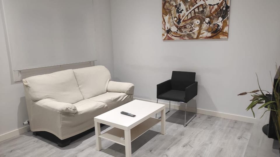 Los Claveles Apartment in Tudela