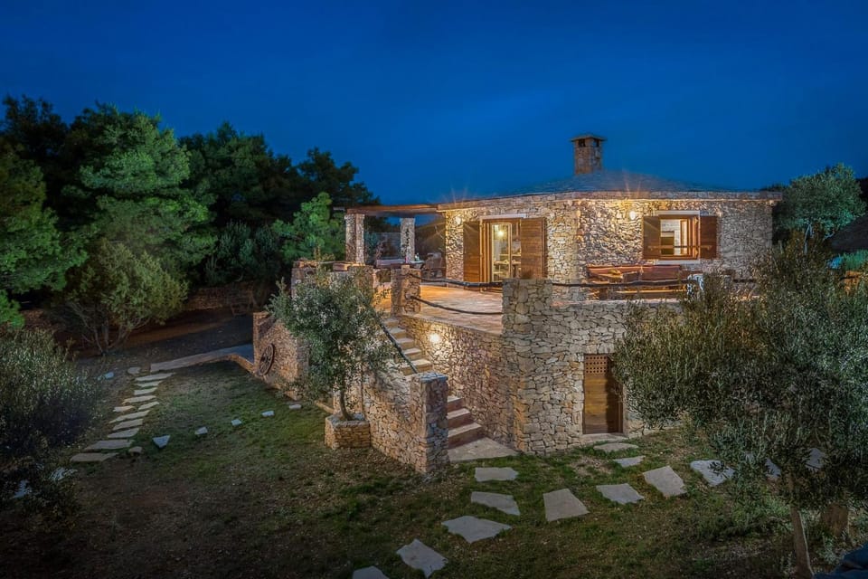 Property building, Night, Garden, Garden, Garden view, Landmark view