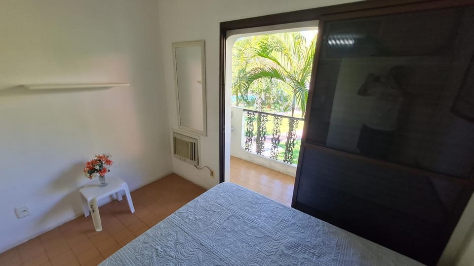 Bed, Bedroom, air conditioner