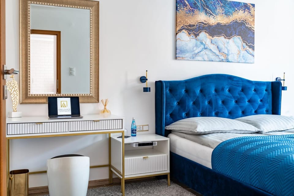 Bed, Photo of the whole room, Bedroom, hair dresser