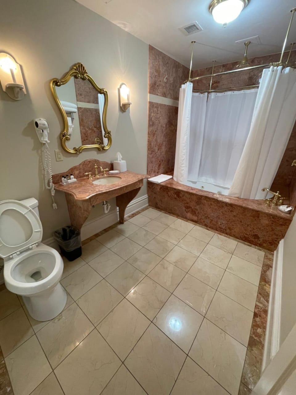 Shower, Toilet, Bathroom, Bath