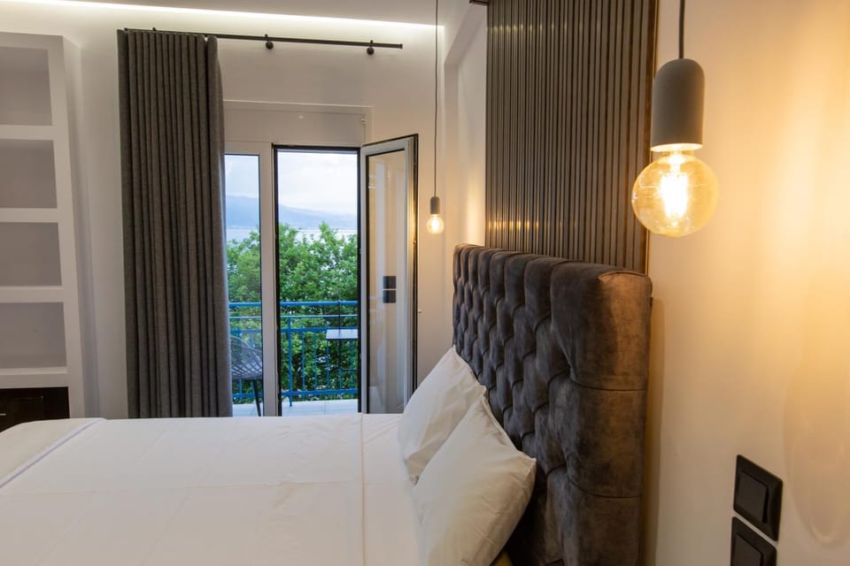 Zografos Rental Rooms Hotel in Peloponnese, Western Greece and the Ionian