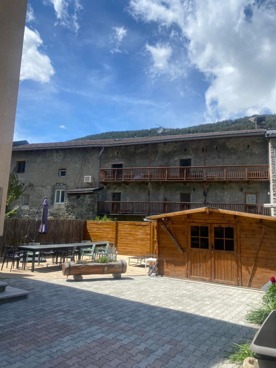 Gîte 14 pers LesOursFanfarons spacieux chaleureux House in Piedmont