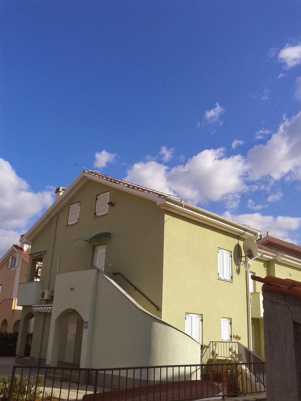 Property building, Day