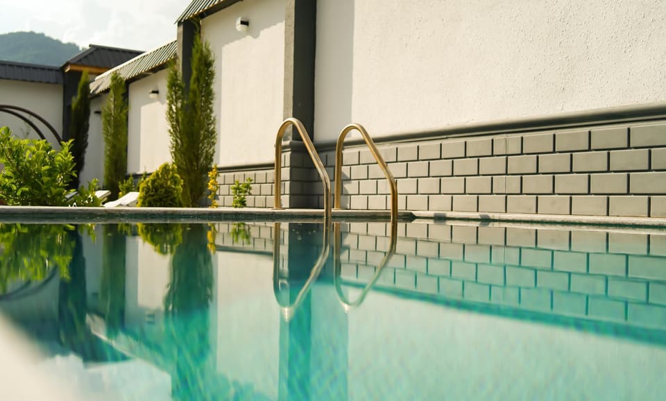 Pool view, Swimming pool