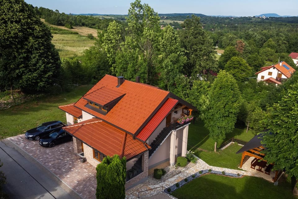 Property building, Bird's eye view, View (from property/room)
