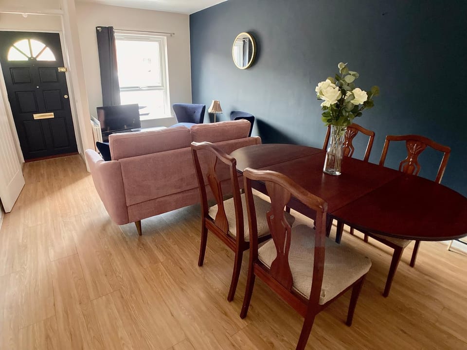 Erin Way Apartments Apartment in Belfast
