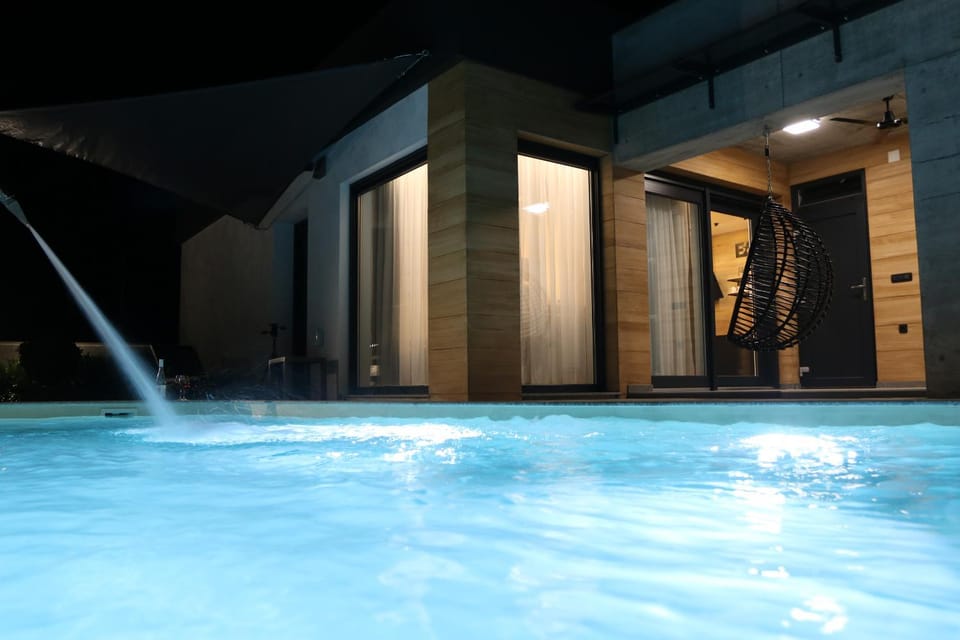 Night, Pool view, Swimming pool, Swimming pool