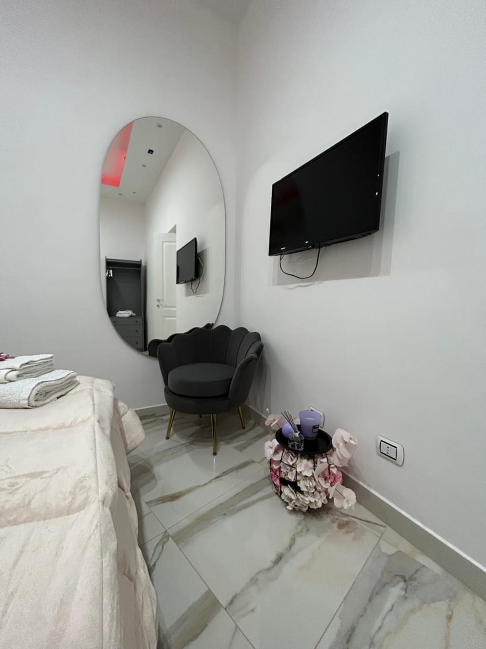 TV and multimedia, Bedroom