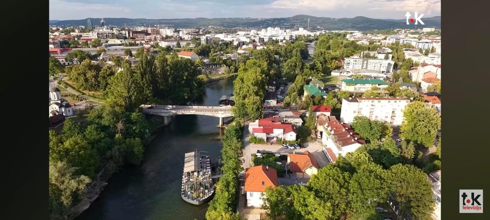 Nearby landmark, Neighbourhood, River view
