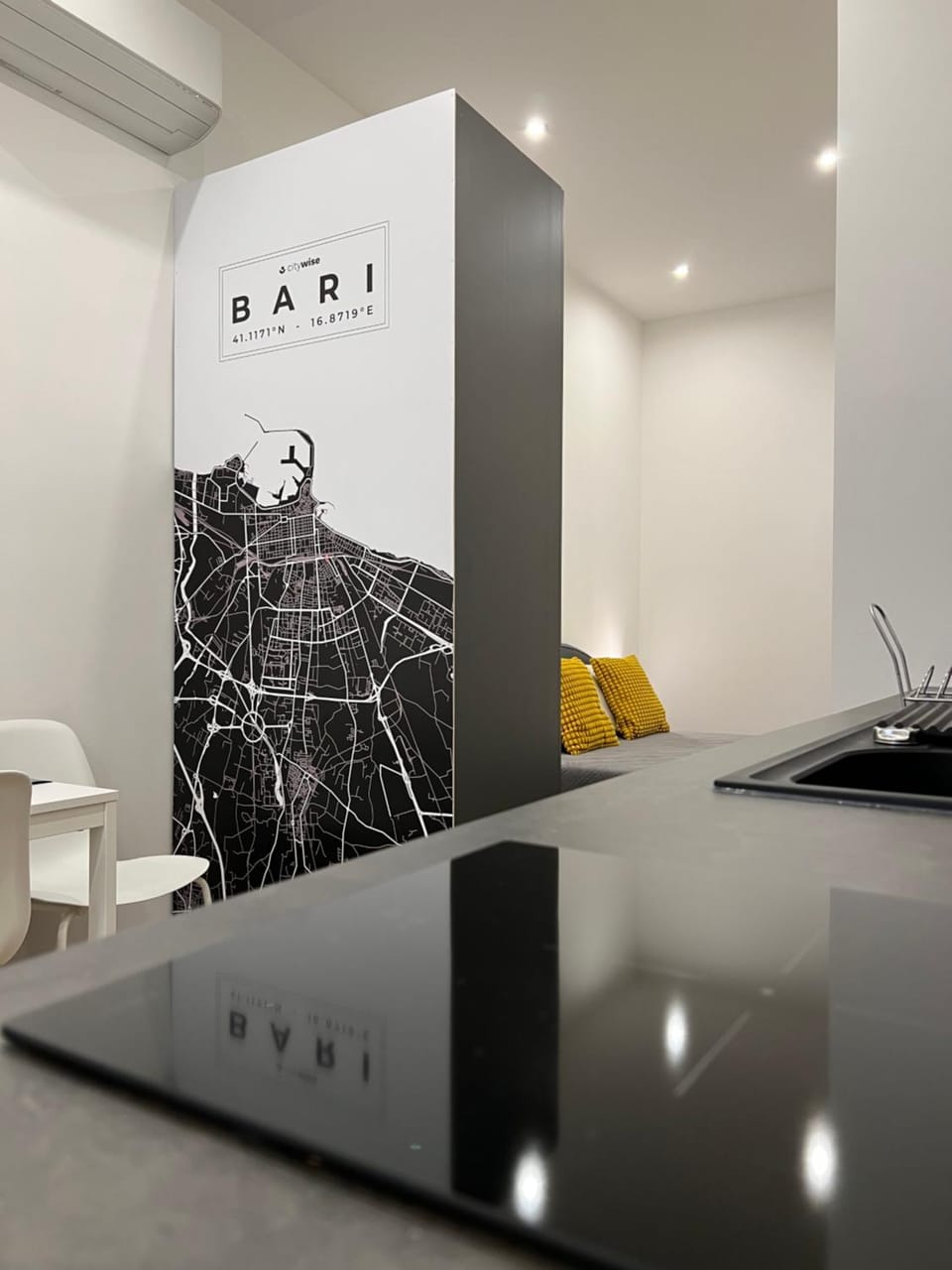 Bed, Bedroom, wardrobe, kitchen