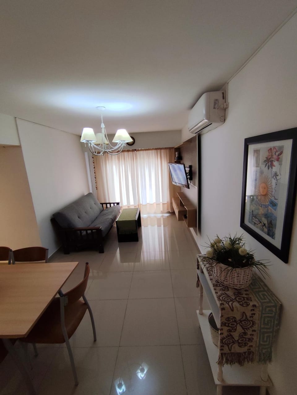Depto céntrico de 3 habitaciones y cochera Apartment in Rosario