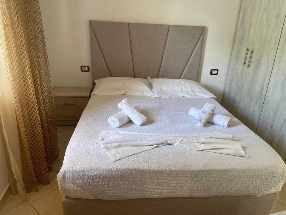 Flora’s place House in Sarandë