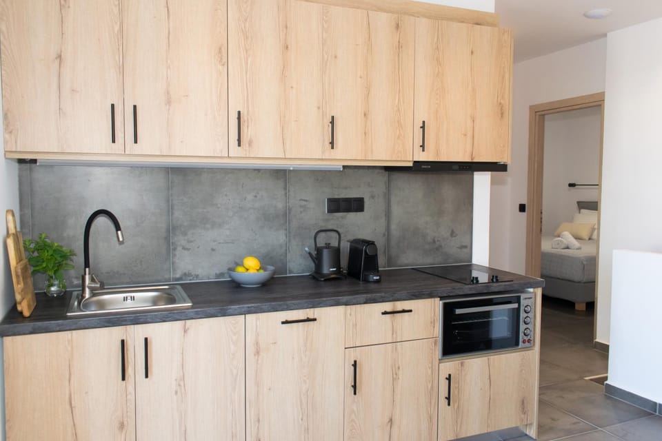 Coffee/tea facilities, Kitchen or kitchenette, dishwasher, pet friendly, stove
