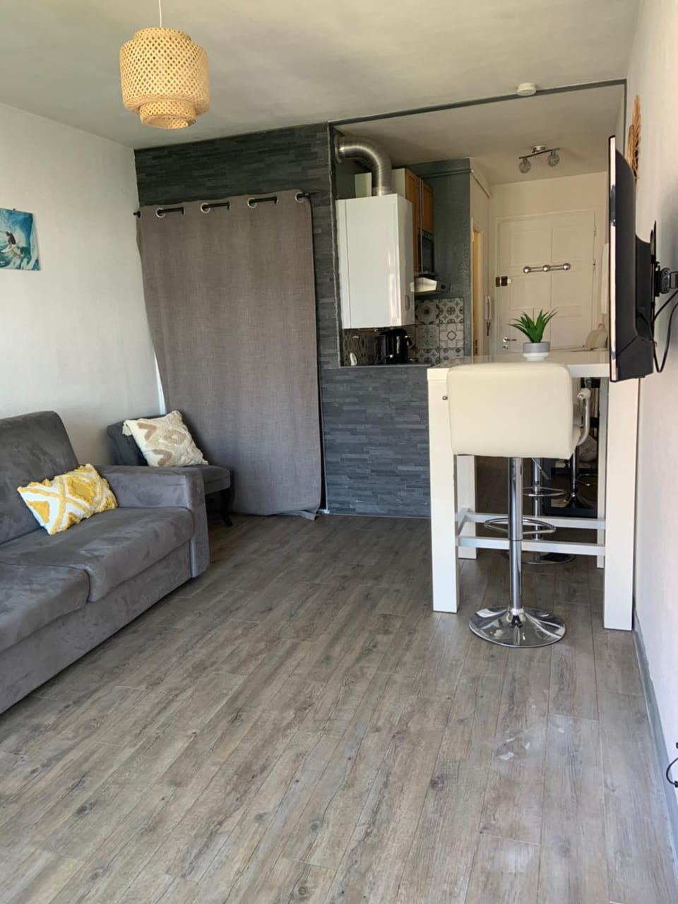 Studio confort - proche plage - parking Apartment in La Seyne-sur-Mer