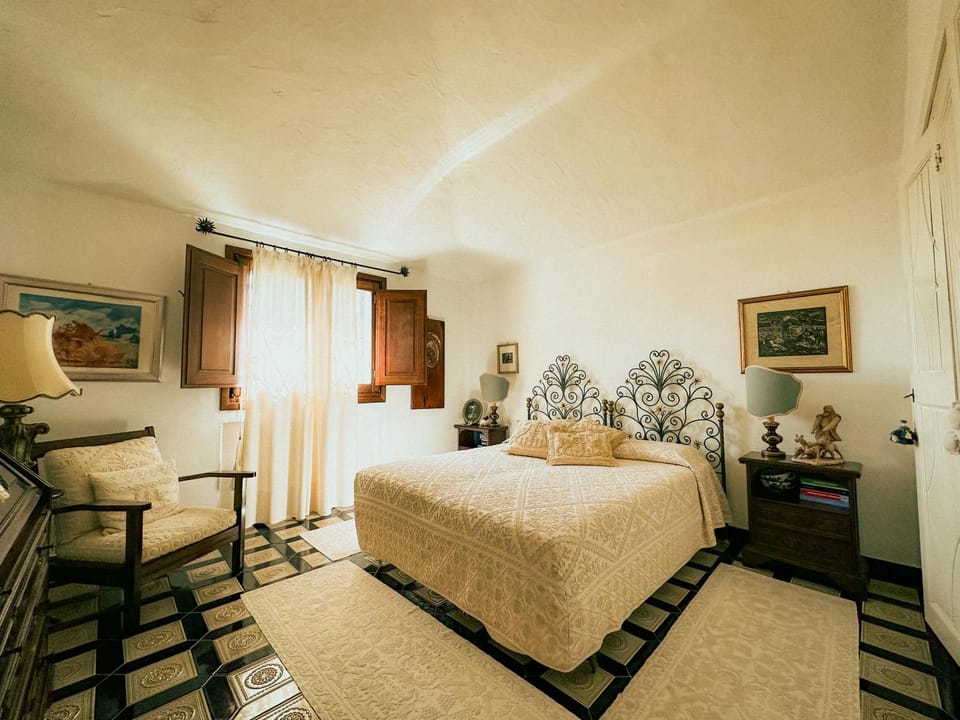Sardinian Luxury Hospitality - Villa Fuli Rooms and more Bed and Breakfast in Golfo Aranci