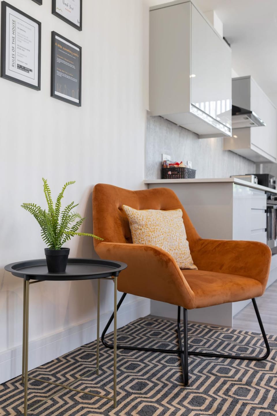 Living room, Seating area