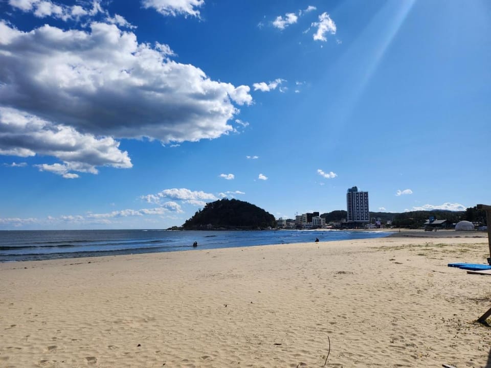 Ocean Stay Yangyang 1318 오션스테이 양양 E7 Apartment hotel in South Korea