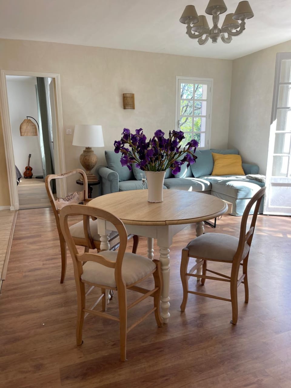Living room, Seating area, Dining area, Garden view, Garden view, Mountain view, Mountain view, bunk bed, flat iron, locker, locker