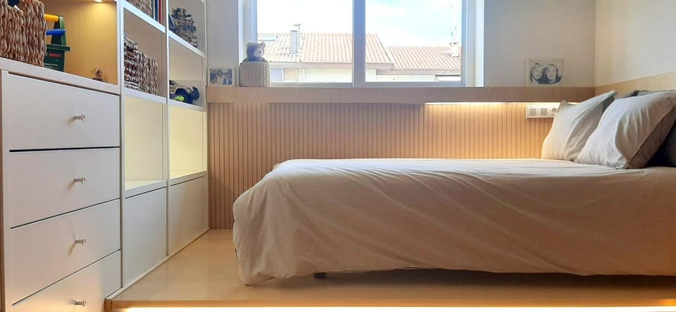 Bedroom, children